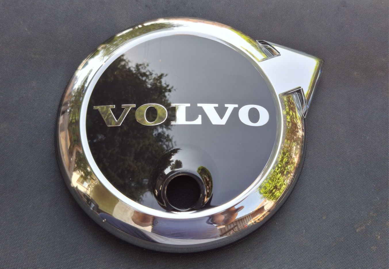 Emblemat Logo Znaczek Volvo Kamera XC40 60