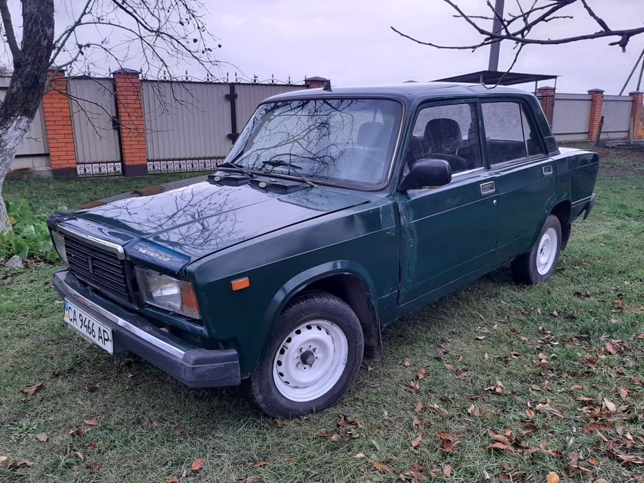 Продам Ваз 2107 бензин