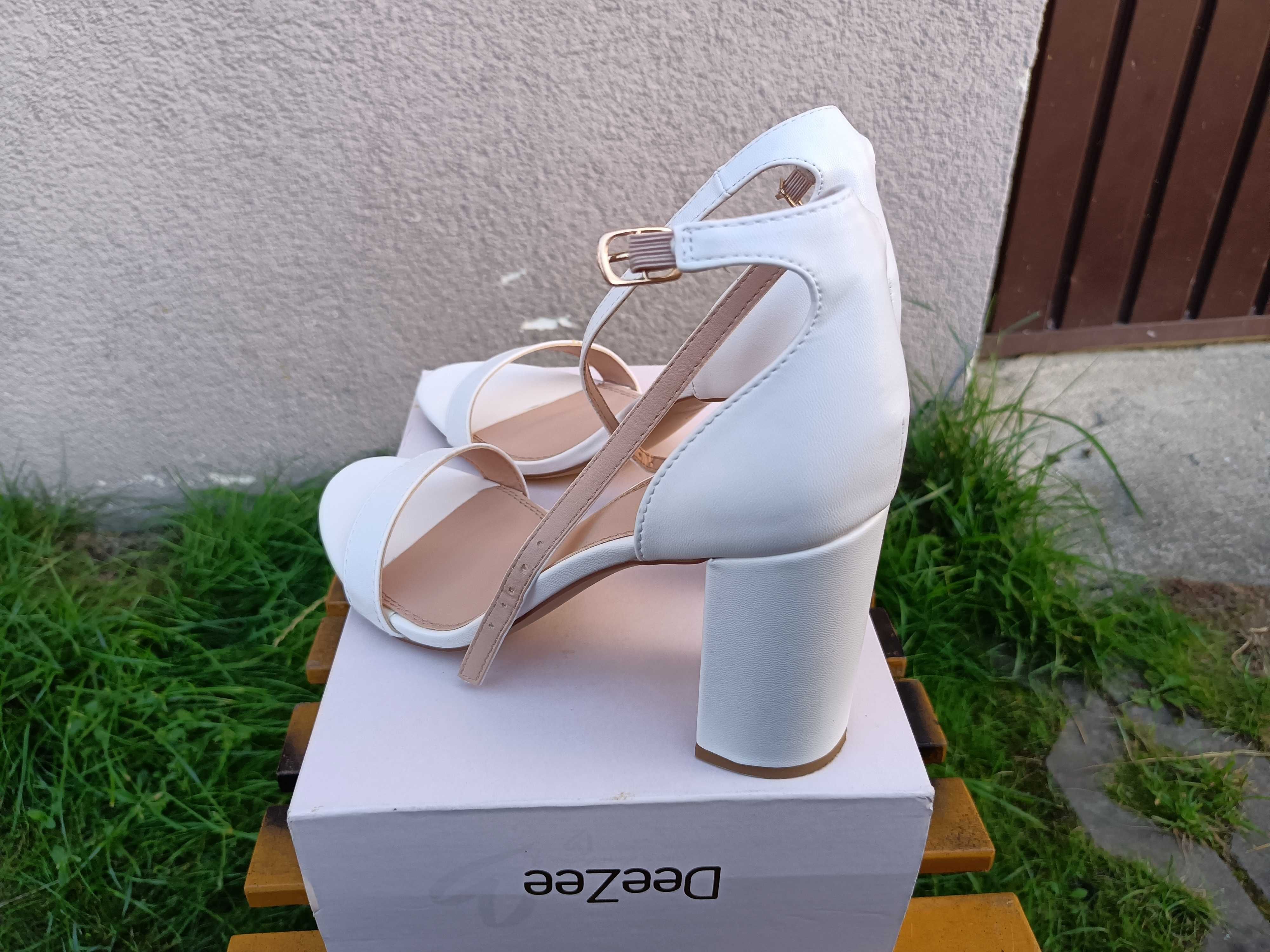 Buty DeeZee Sandały 39