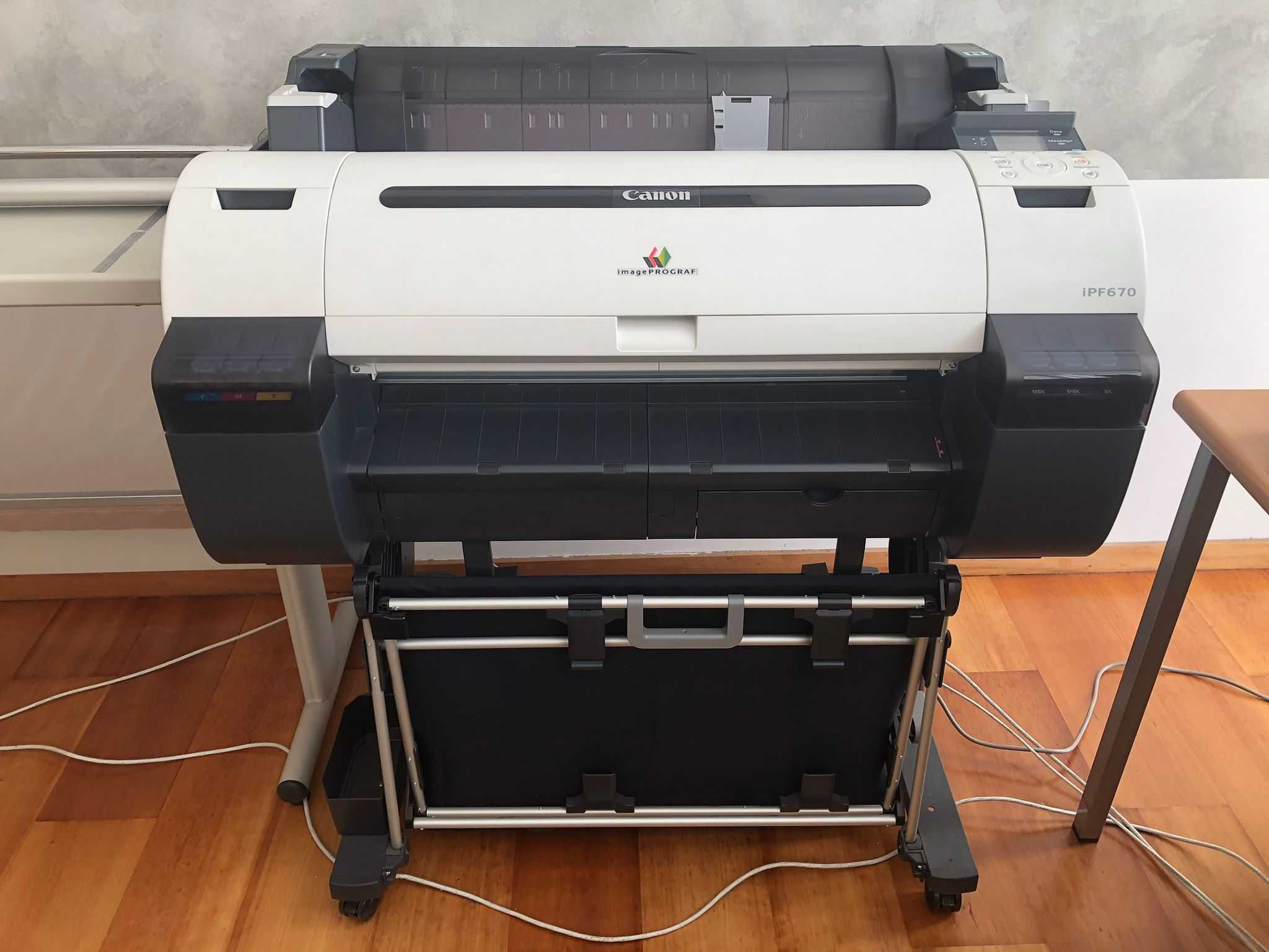 Vendo Plotter Canon IPF650 em excelente estado!