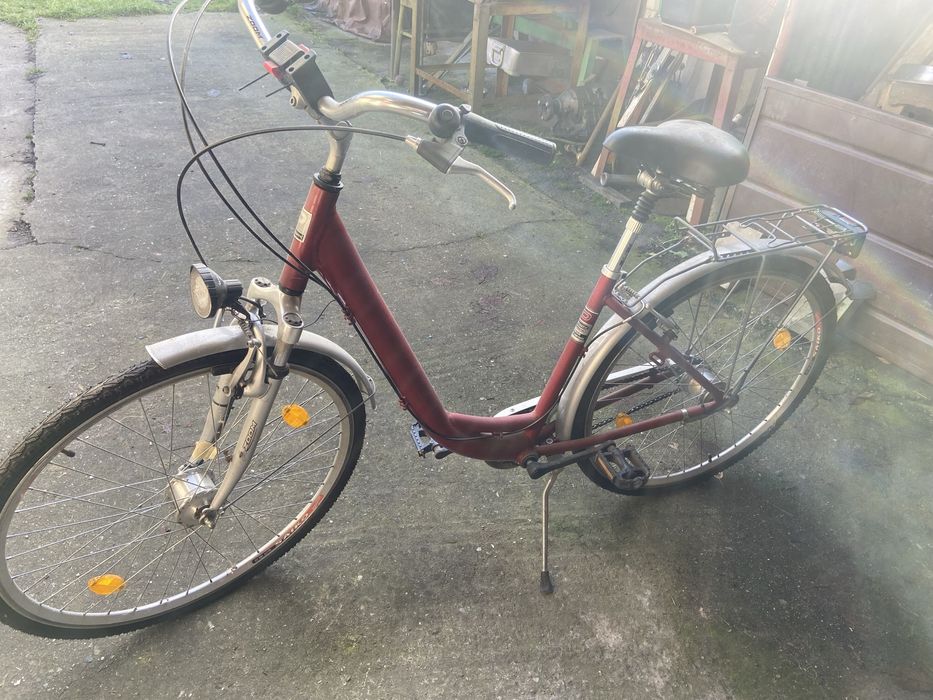 Rower damski z koszyczkiem