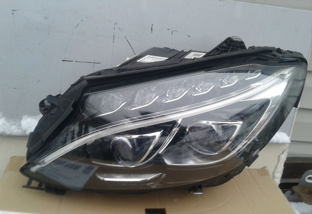 Lampa Lewa Przednia Lewy Przód Mercedes C Klasa A205 W205 LED ILS Syst