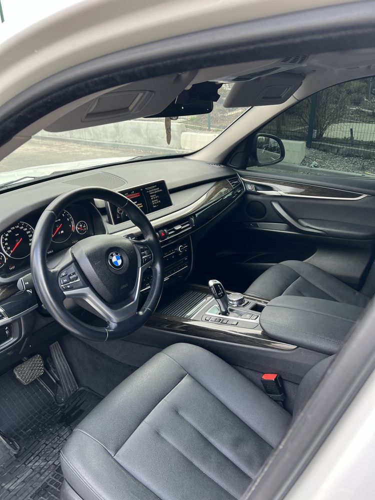 BMW F15 в отличном состоянии