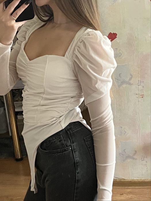 Белое нарядное боди Quiz