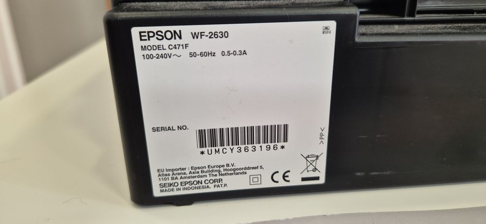 Impressora EPSON Worforce WF2630 preta para aproveitar peças