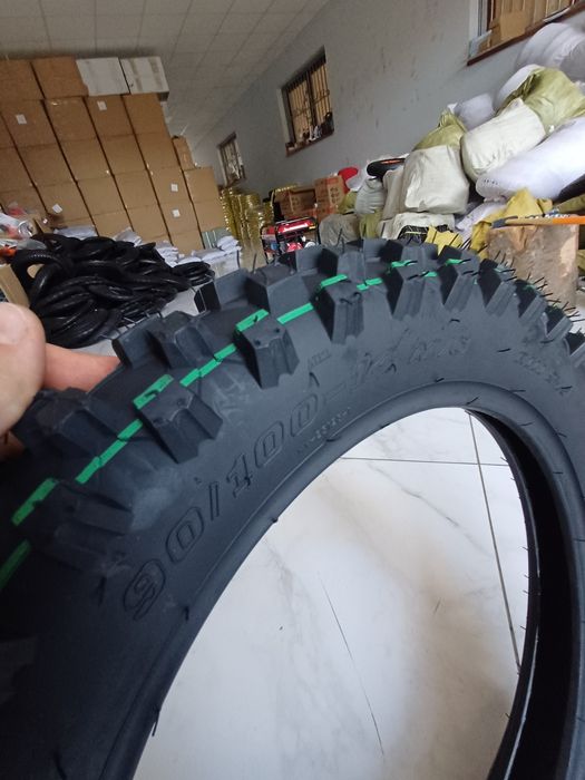 Мотошини  90×100-14 та 70×100-17  70-100-14  80-100-12для пітбайка Шин