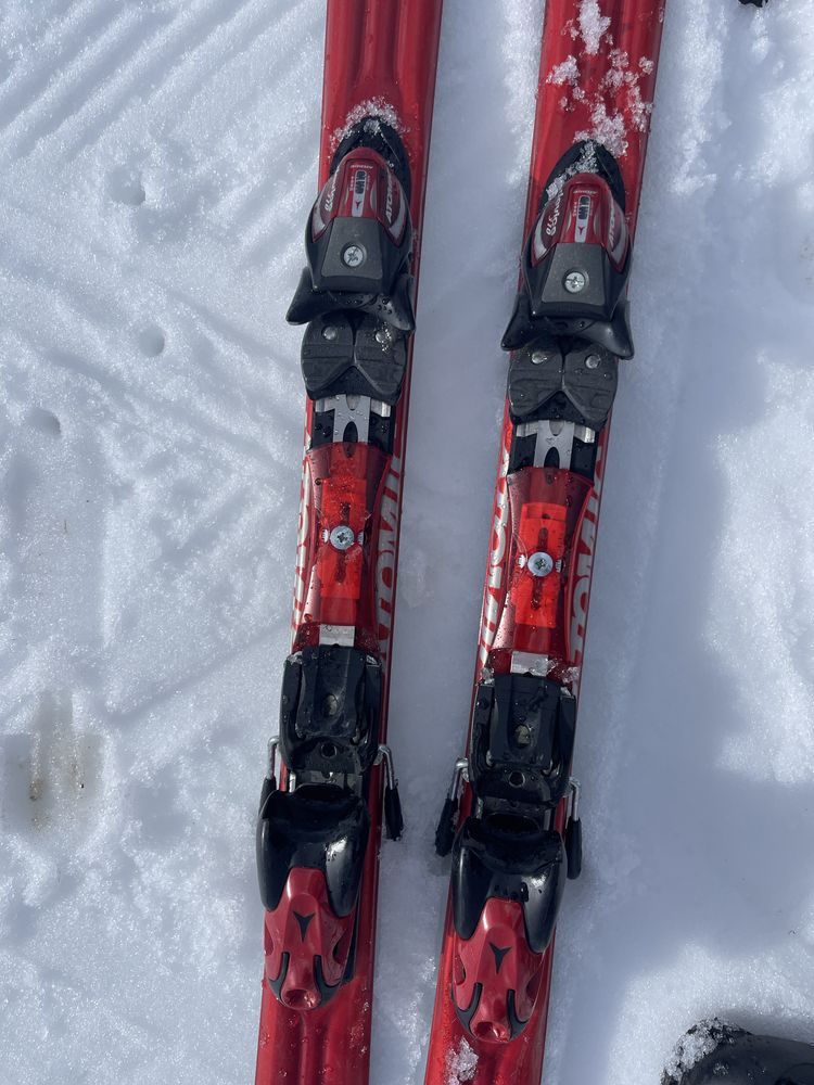 Skis atomic series 7