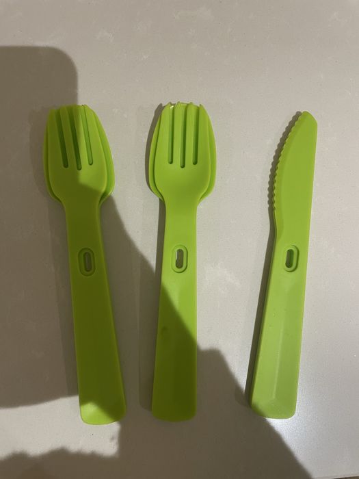 Plastikowe sztućce na biwak