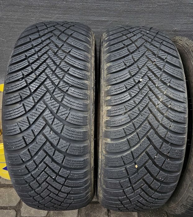 2x Opony zimowe 205/55/16 bardzo ładne 7-8 hankook winter i*cept rs3