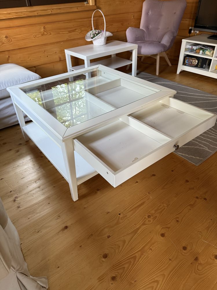 Stół HEMNES z IKEA (biały)