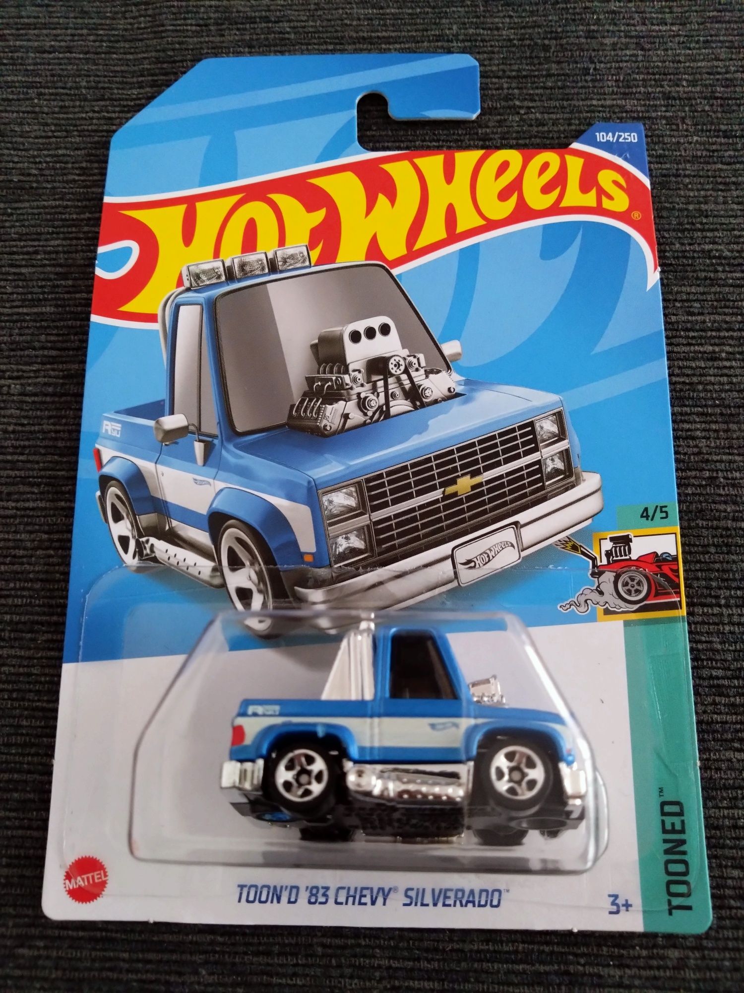 Hot Wheels Toon'd Chevy Silverado '83 Long Card
