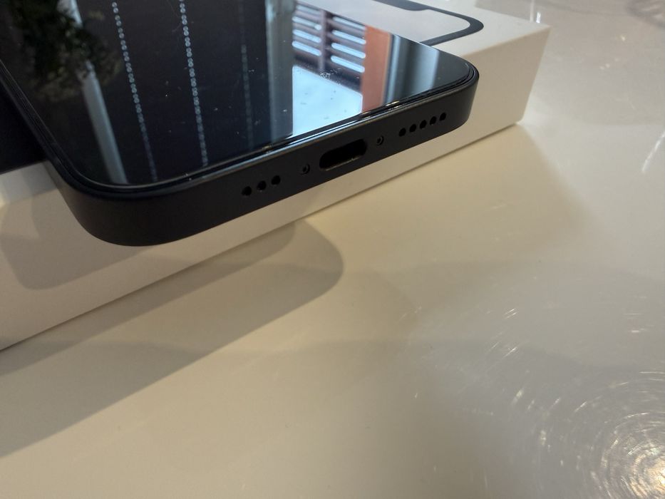 iPhone 16e 256GB