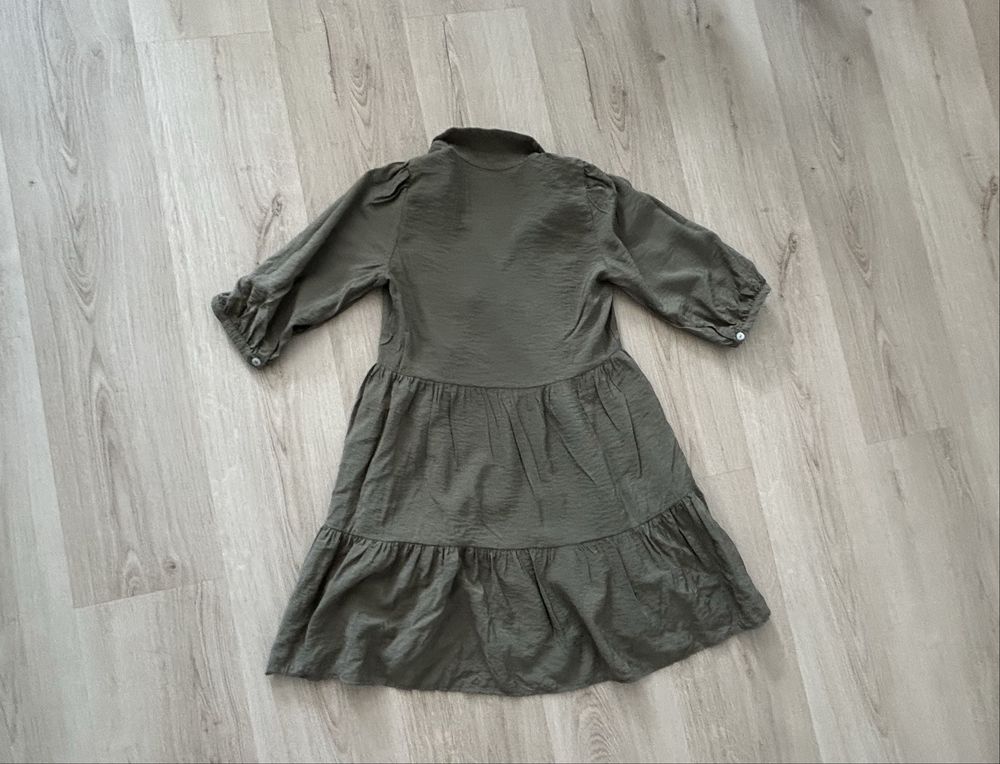 Sukienka khaki Mohito 32