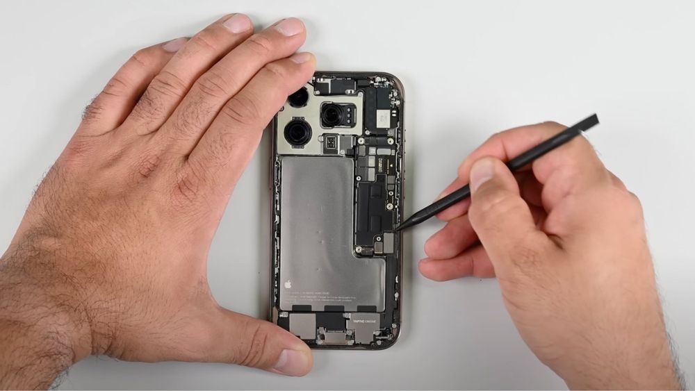 Ремонт телефонів Apple IPhone ipad Macbook watch imac айфон айпад епл