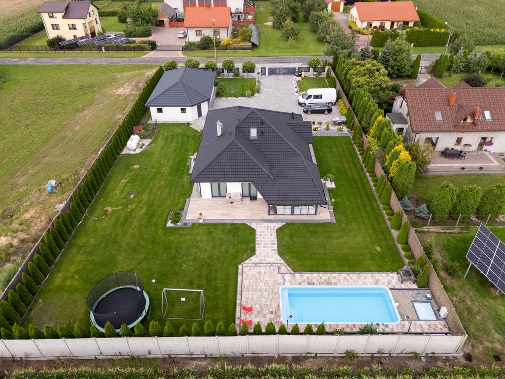 Dom z basenem | 120 + 30 m²