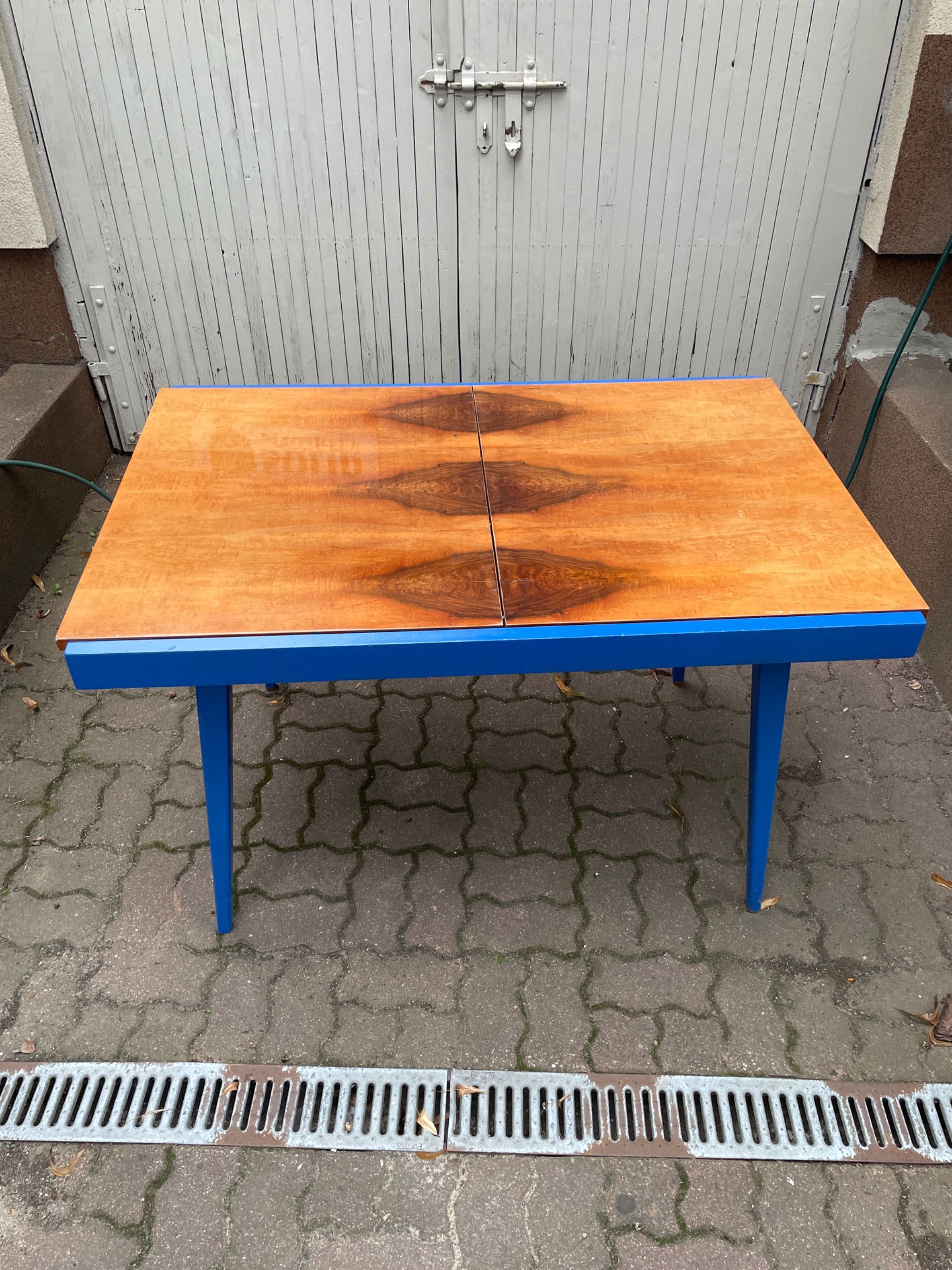 Piękny  stół lata 70 rozkładany