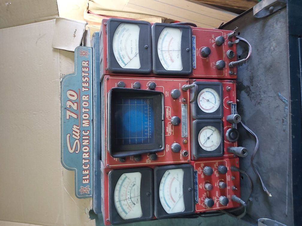 Máquina eletrónica de teste automóveis