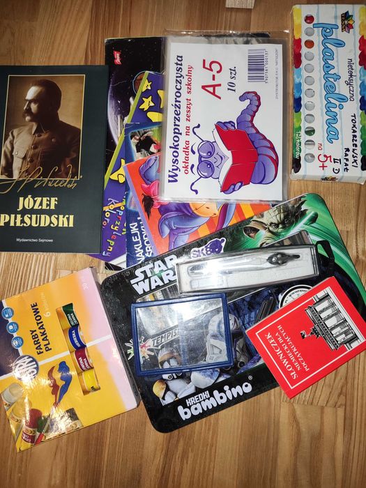 Oddam przybory szkolne dla dziecka