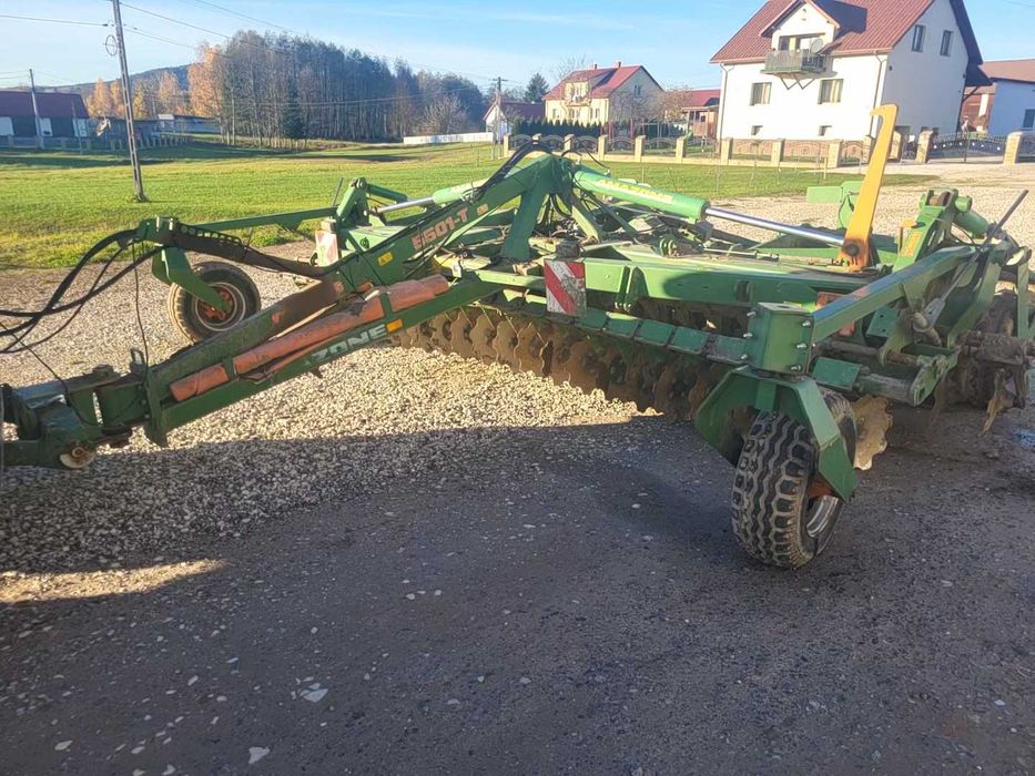 Amazone Catros 5501-T brona talerzowa