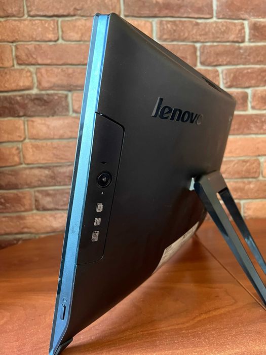 Продам Моноблок пк Lenovo C260