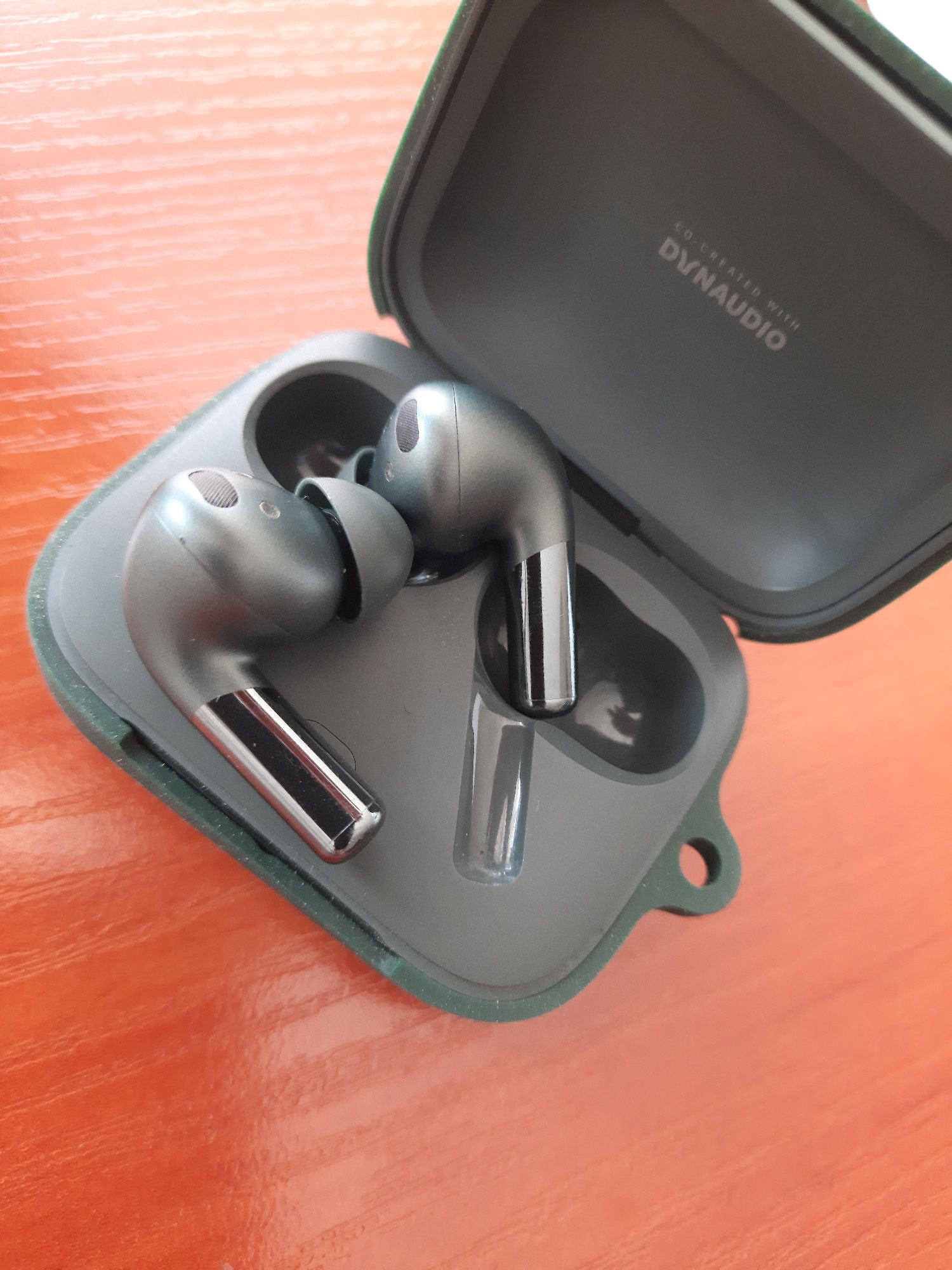 OnePlus Buds Pro 2 Arbor Green. У чудовому робочому стані.