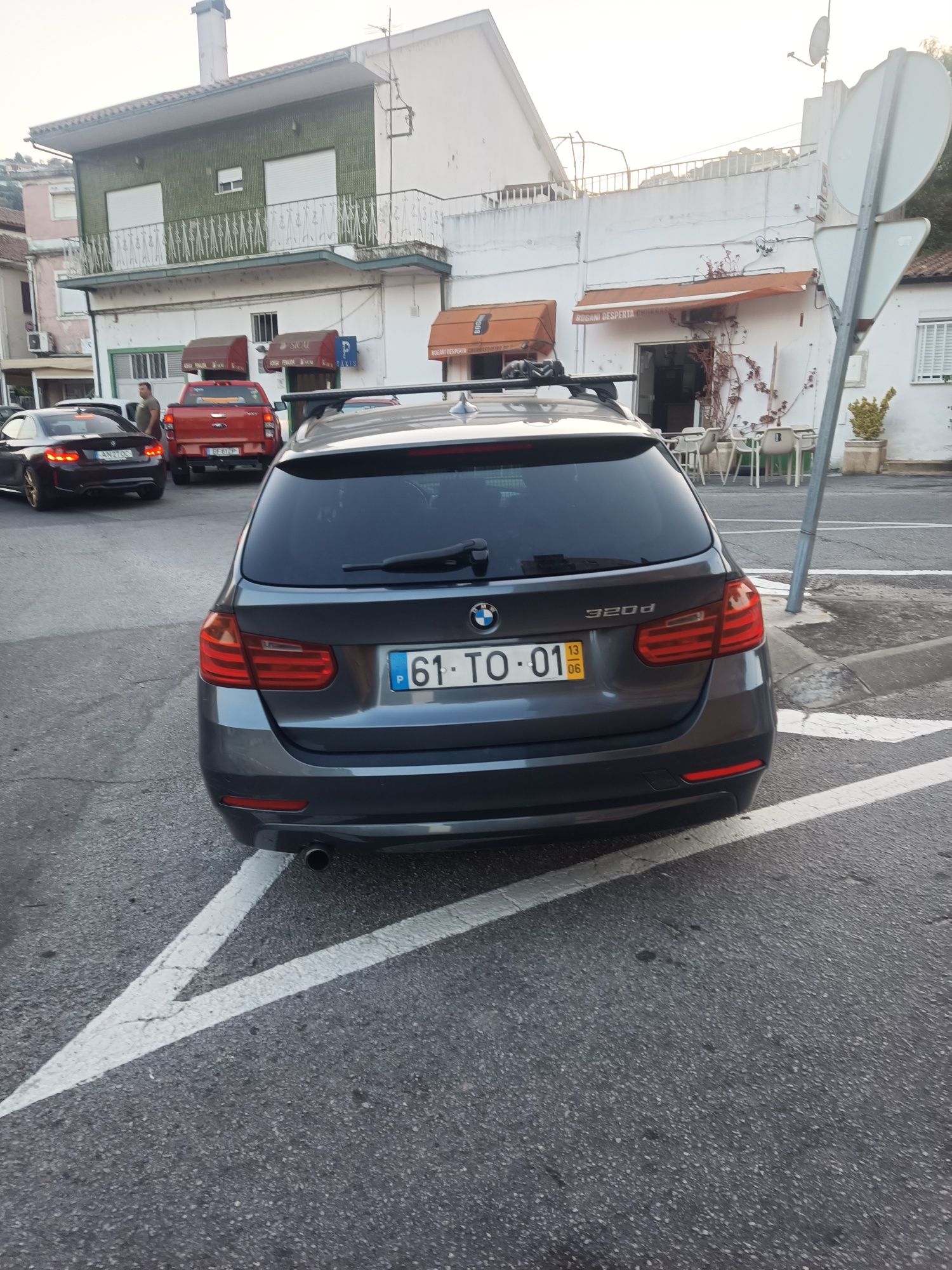 BMW F31 320 d. .