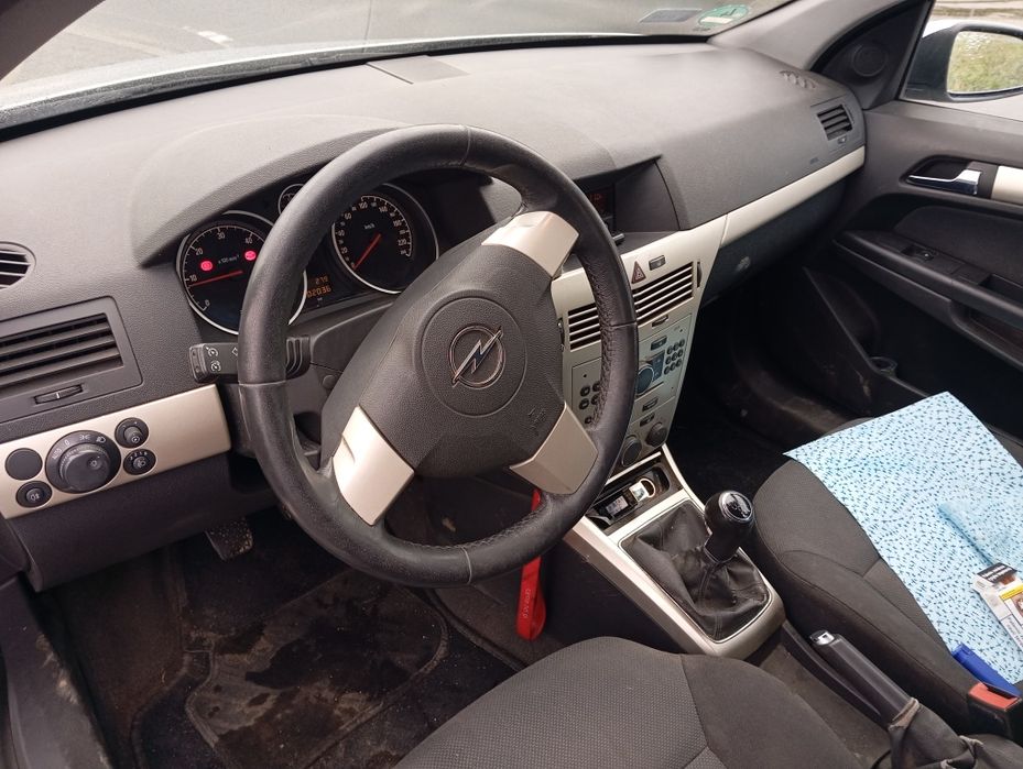 Opel astra h 1.7 2007r