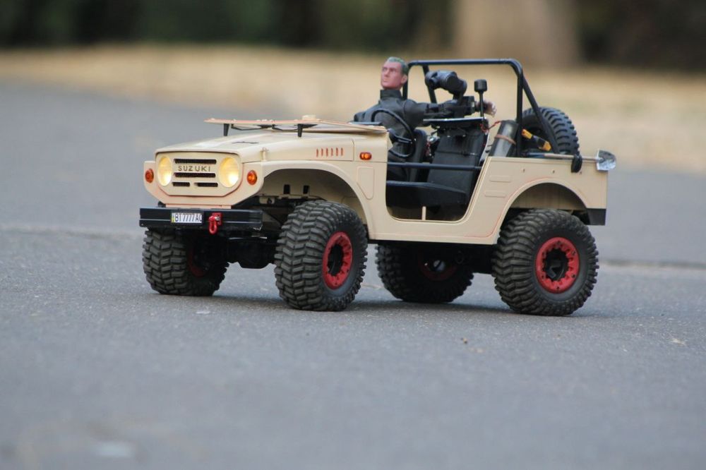 Suzuki Jimmy 1/6 RC + walksnail avatar hd FPV