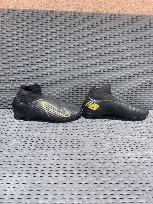 Chuteiras new balance novas