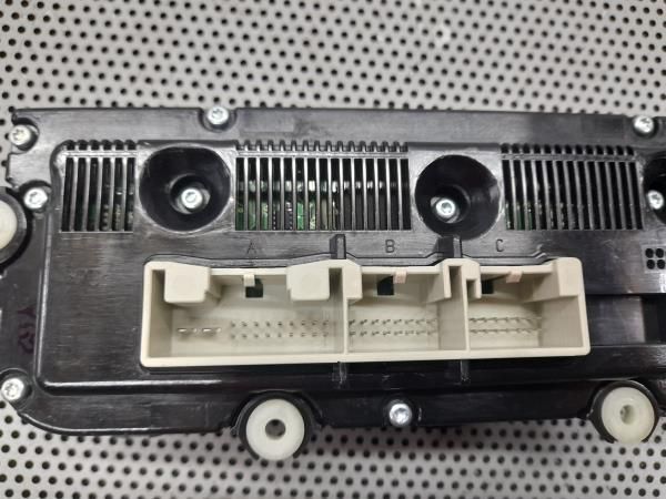 Comando chauffage / sofagem VOLKSWAGEN Touran (1T)