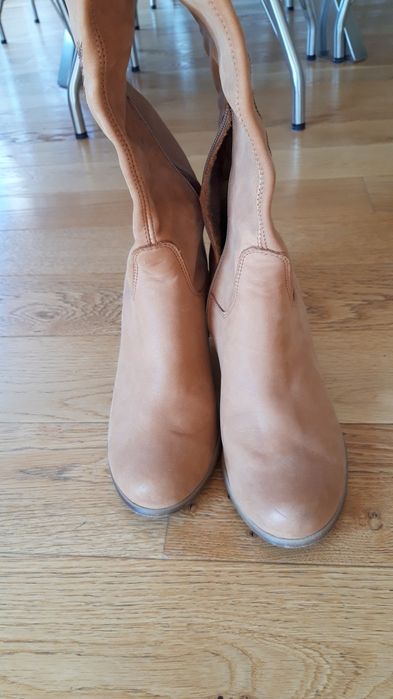 Kozaki nubuk rozm. 40 jesień