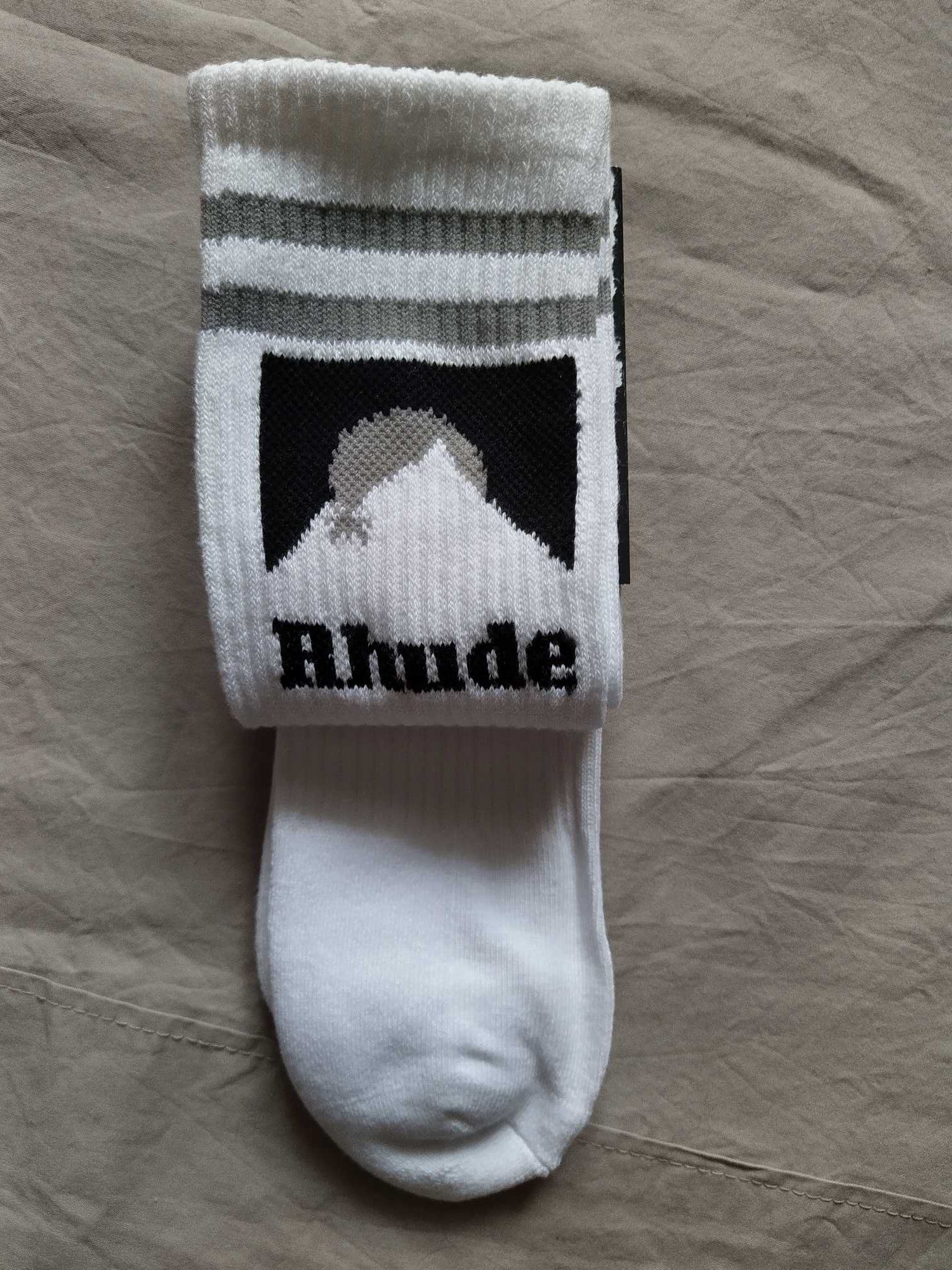 Носки Rhude. Белые