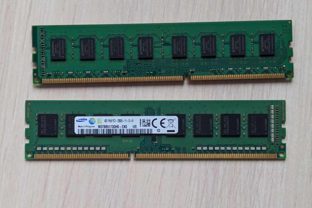 Планки оперативної пам'яті DDR3 по 4GB