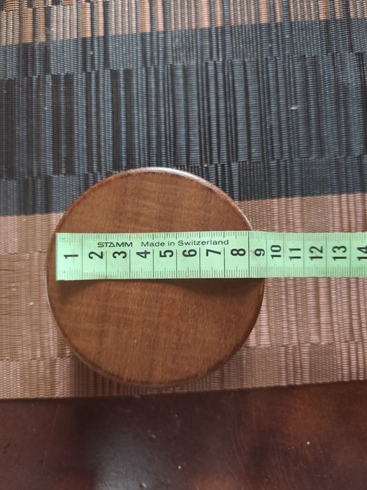 Cinzeiro em madeira e metal fechado