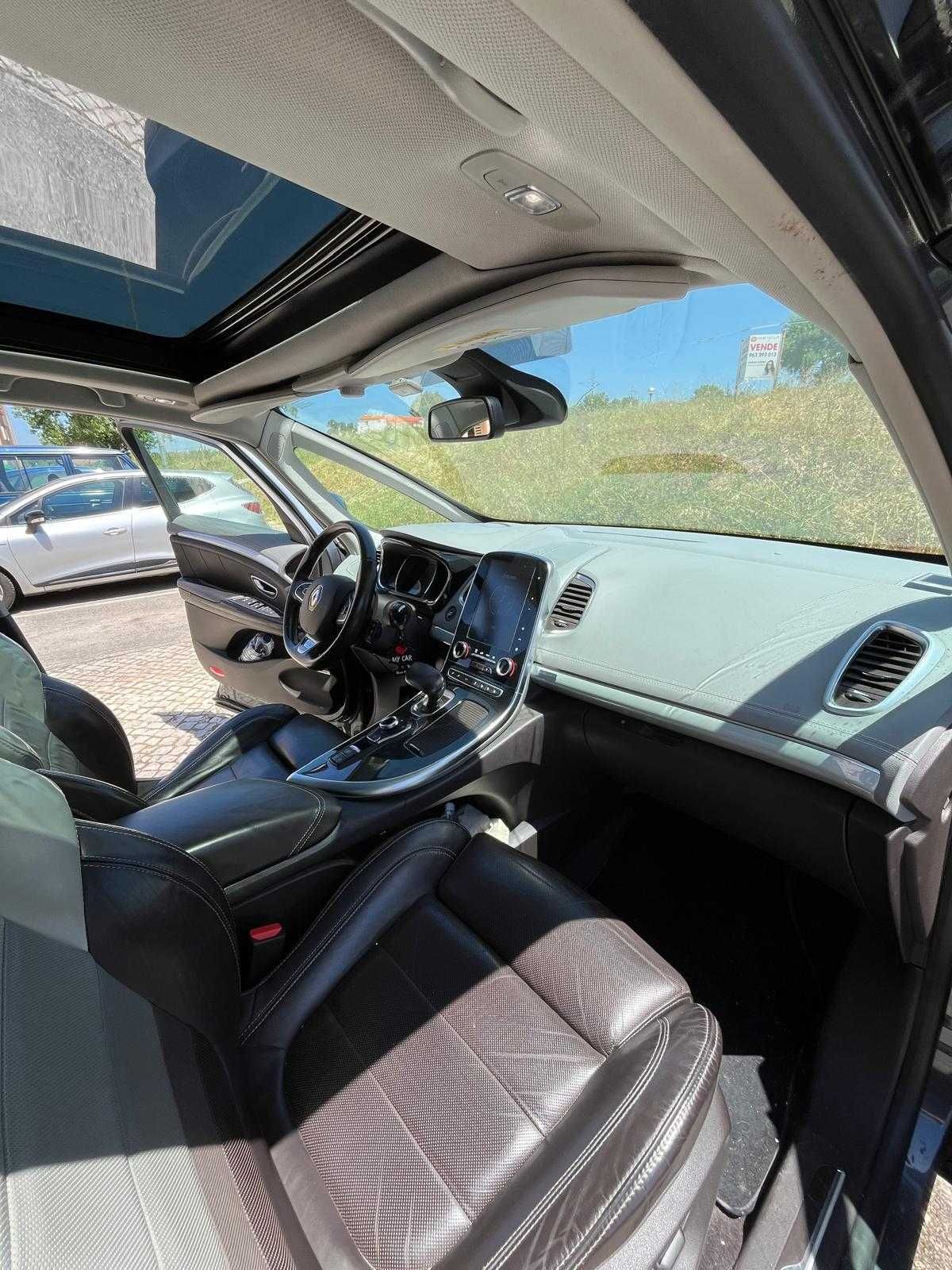 Renault Espace Initiale Paris