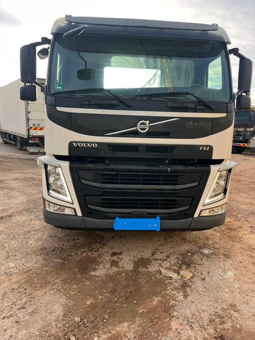 Volvo FM 410 porta contentores 6m3
