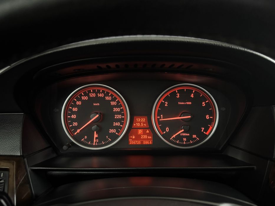 Продам bmw 523і рест