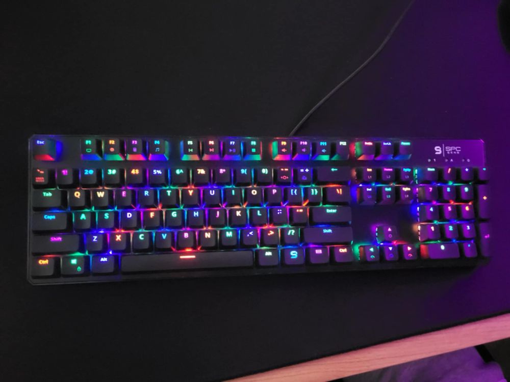 Klawiatura gamingowa SPC Gear GK540 Magna Kailh Blue RGB- stan idealny