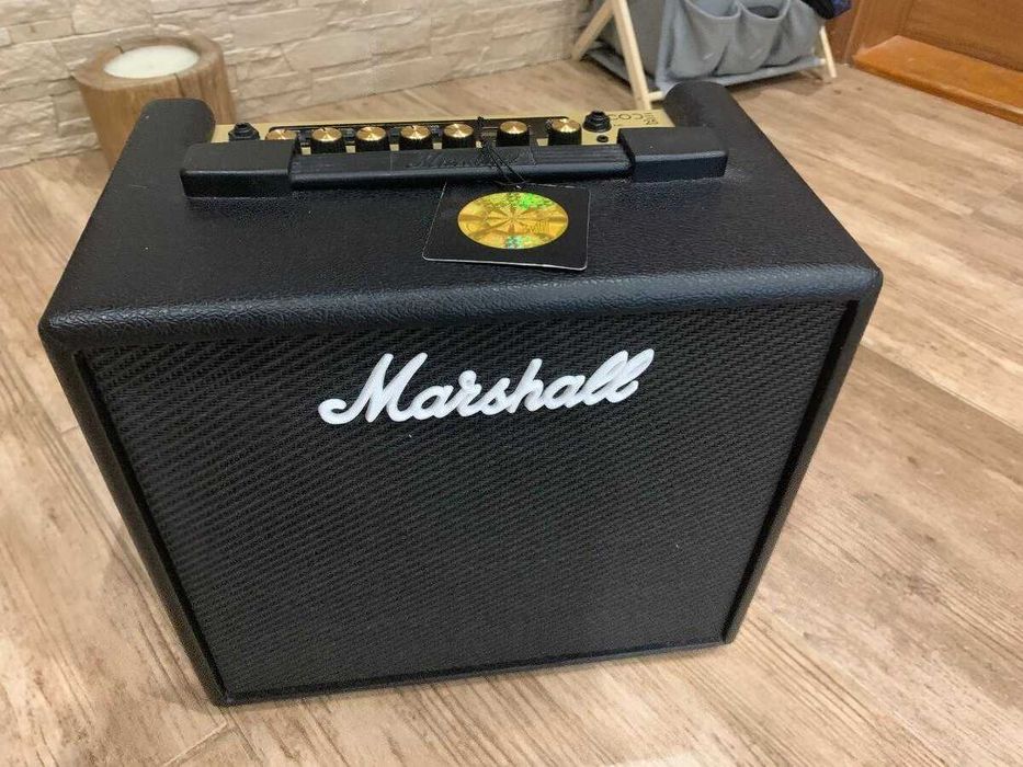 Комбопідсилювач Marshall Code 25
