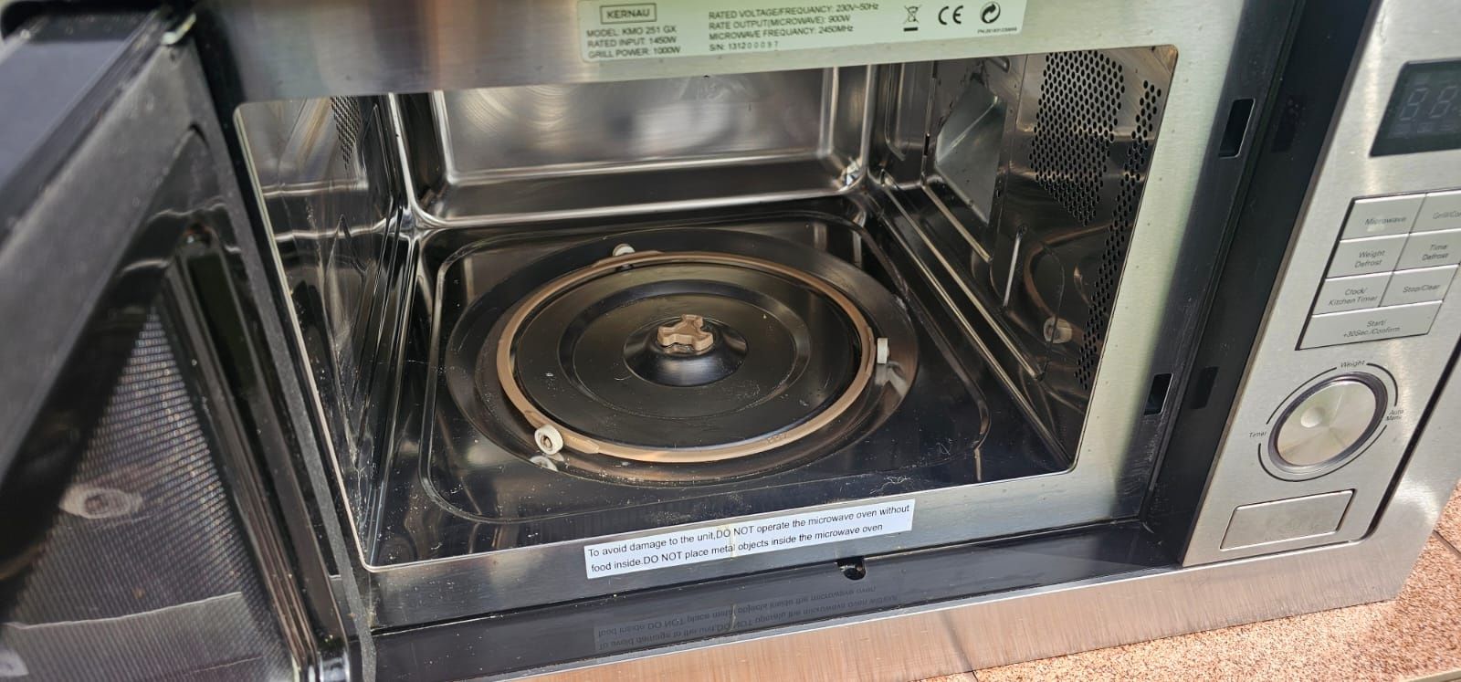 Kuchenka  mikrofalowa do zabudowy grill Kernau 1450W