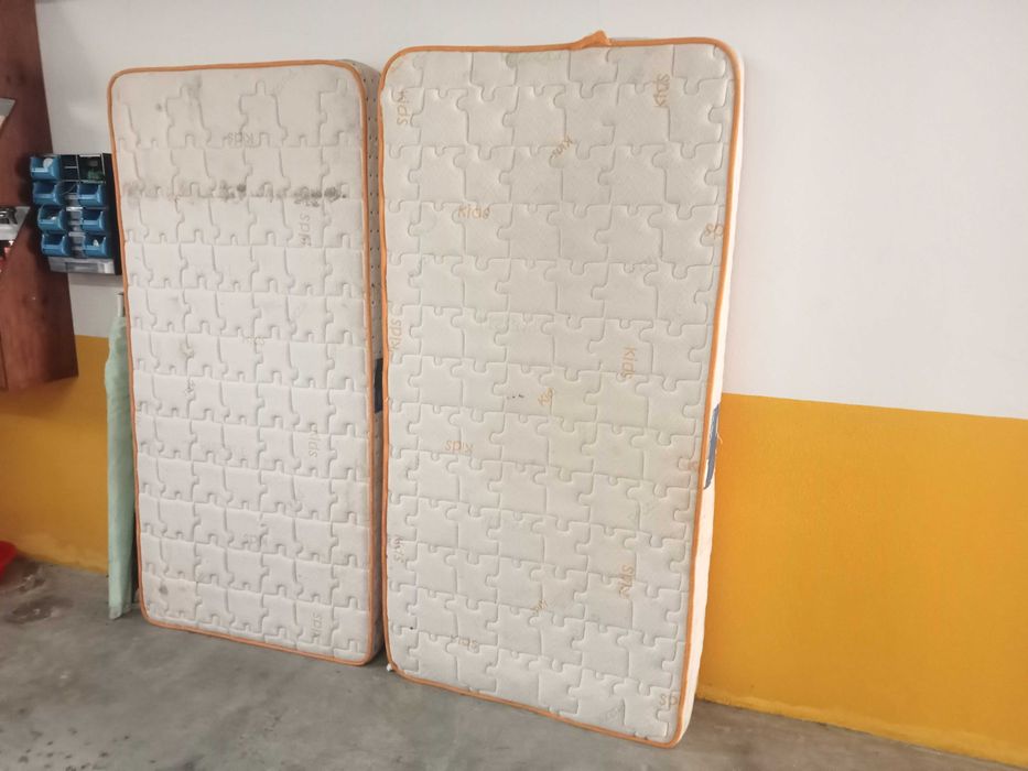 Colchões usados - tamanho individual