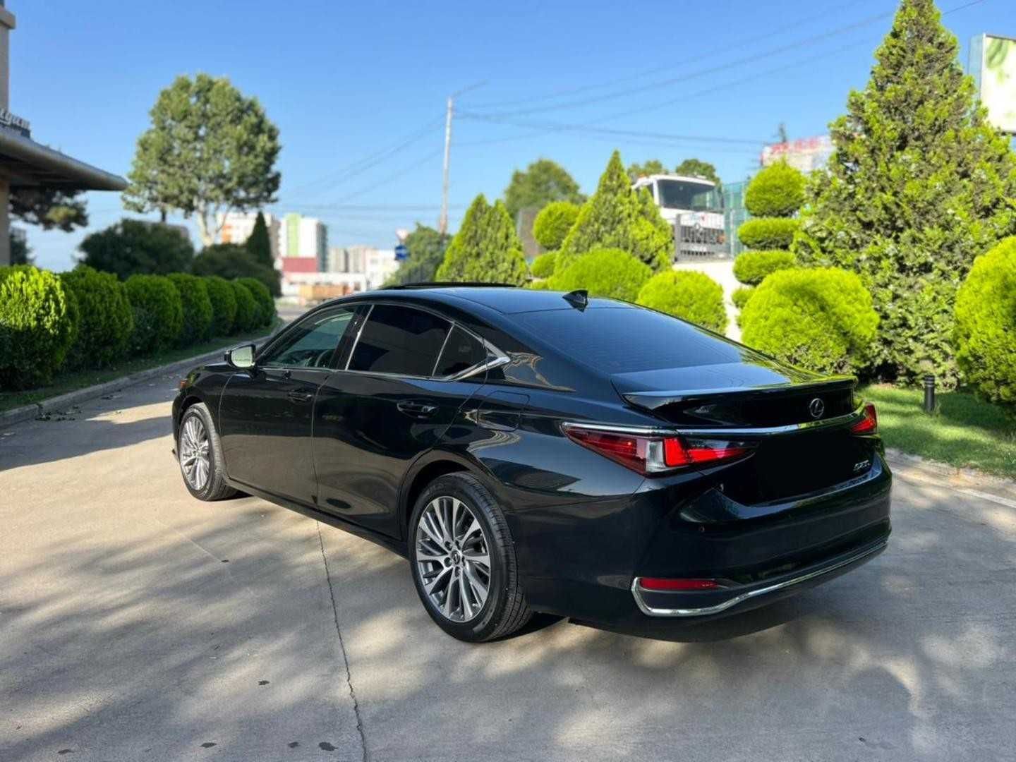 Lexus ES 250 2021 2.5 Лексус ес з США