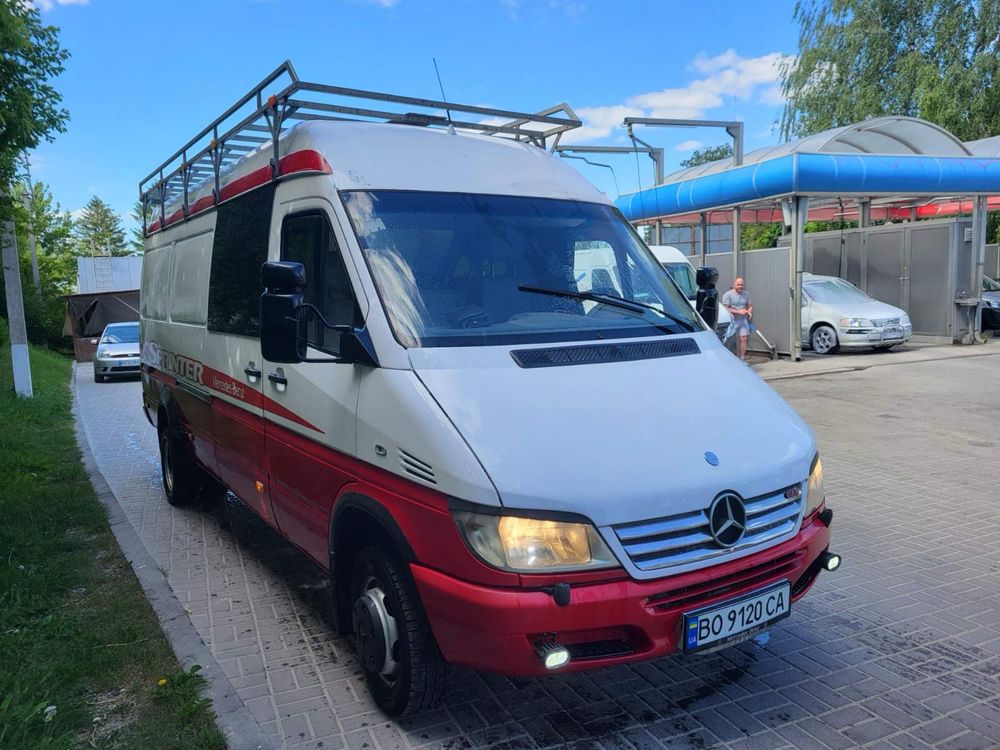 Mercedes-Benz Sprinter 412