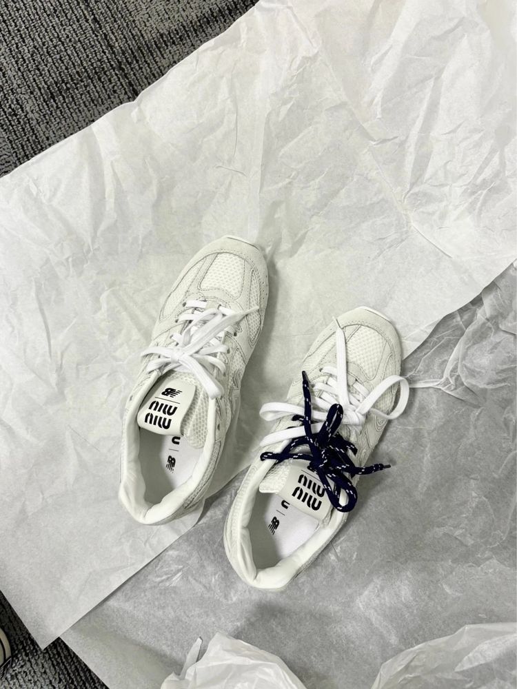 Кросівки New Balance x Miu Miu