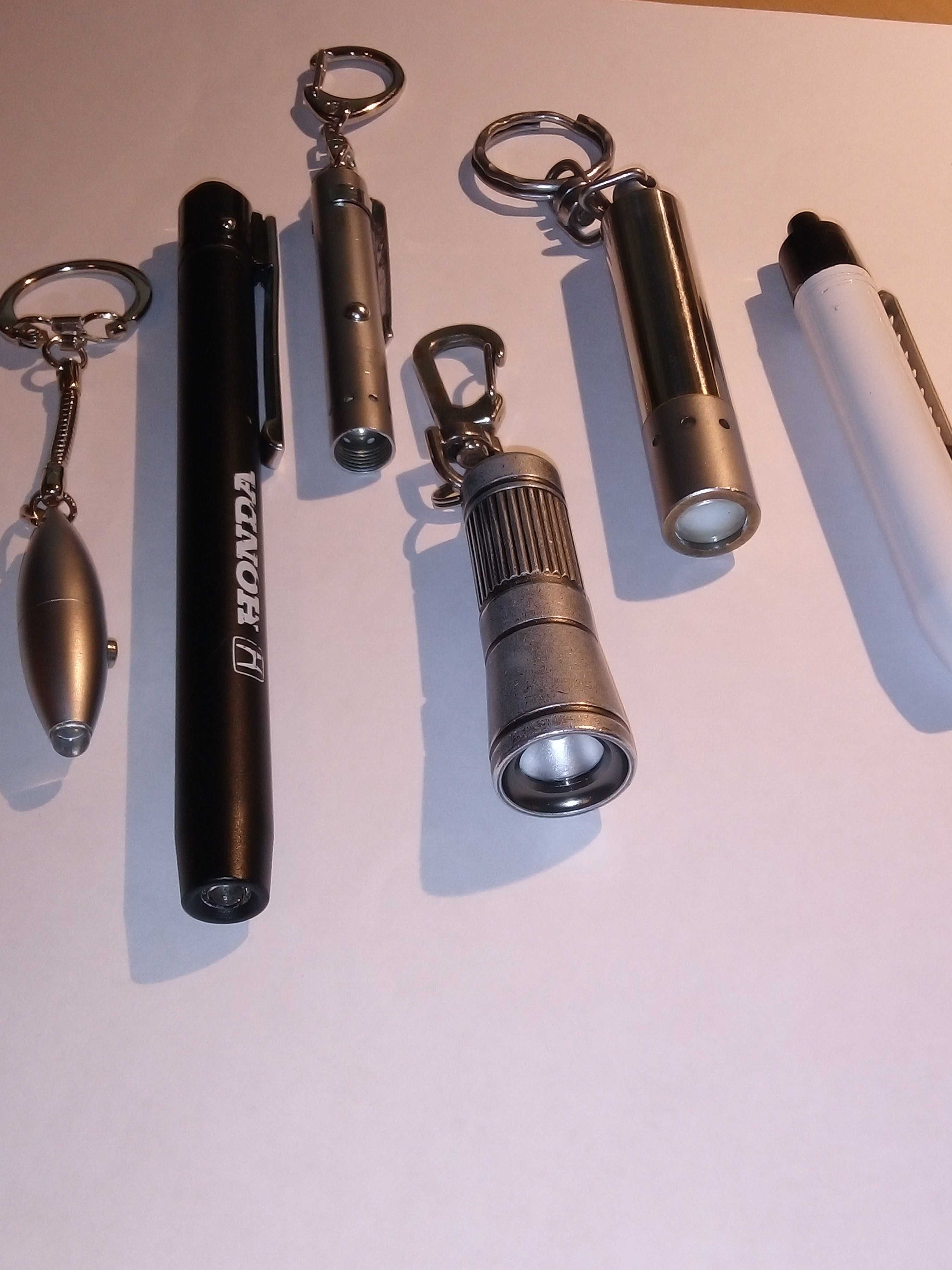 Latarka diodowa brelok -mini LED lenser-honda-zestaw