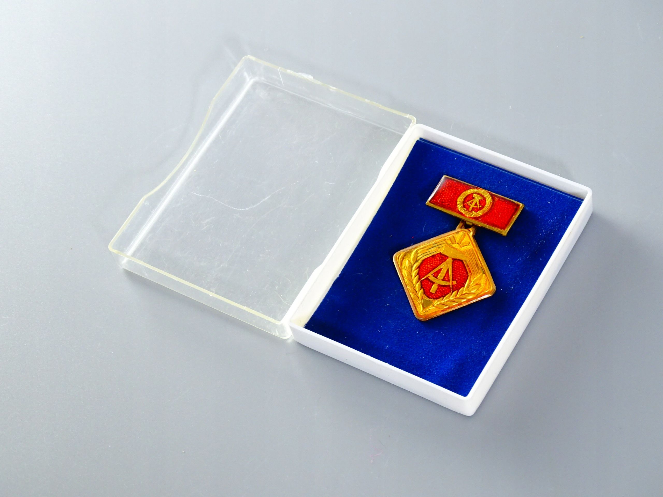 odznaczenie medal niemcy wsch. ddr nrd komunizm
