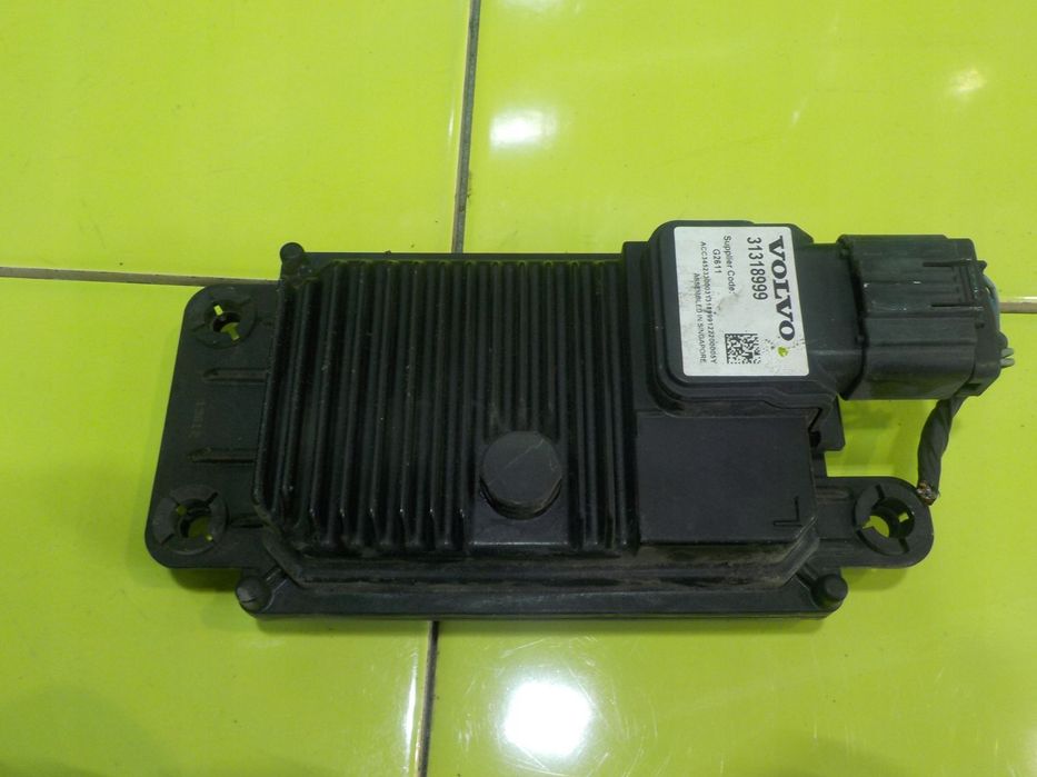 VOLVO S60 II V60 I 10-13 modul czujnik radar distronic 31318999