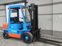 Wózek Toyota 5FD30 3T Diesel Pozycjoner wideł 4 Sekcje Sprowadzony