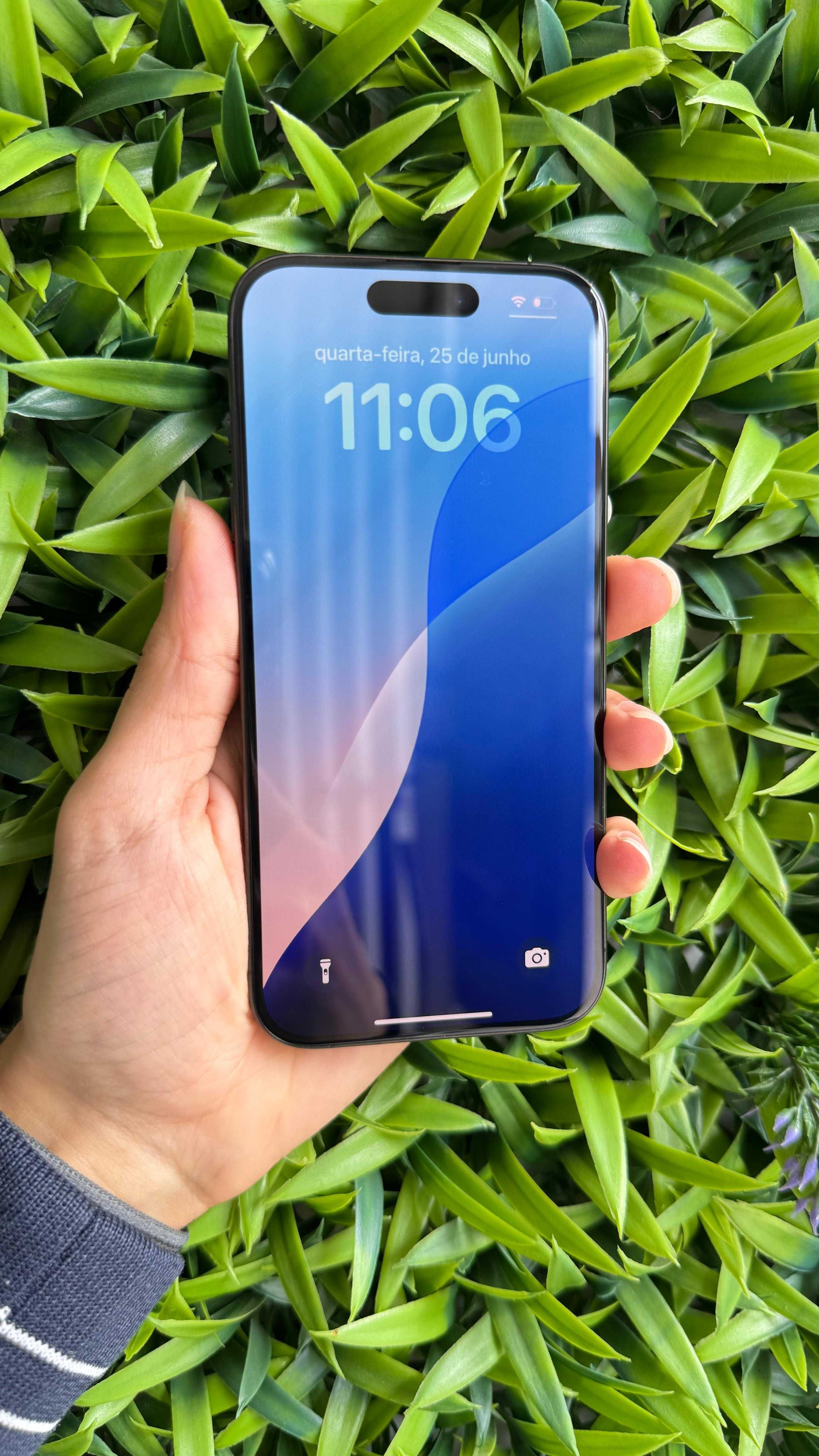 iPhone 15 Pro 128GB eSIM Preto Titânio - Loja Ovar