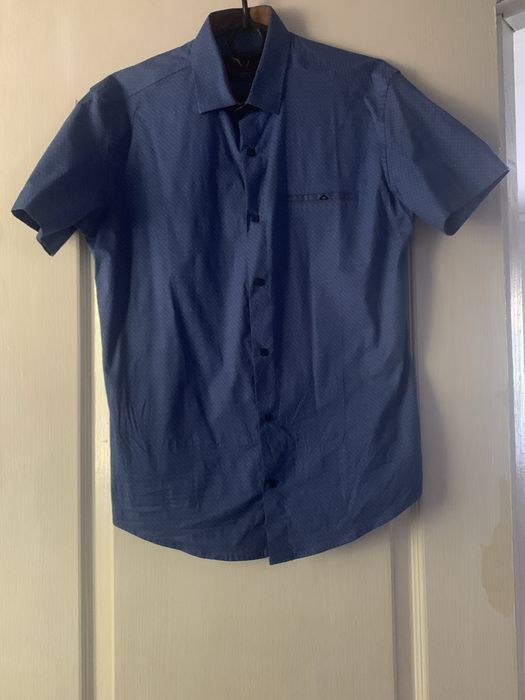 Продам сорочку для хлопчика розмір S